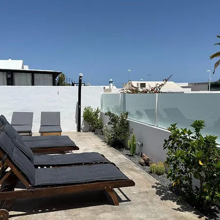 Tina Villa